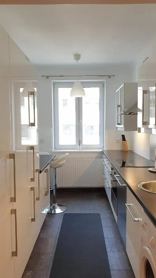 Wonderful 2-Bedroom Belvedere Apartment Vienna 0*,  Austria